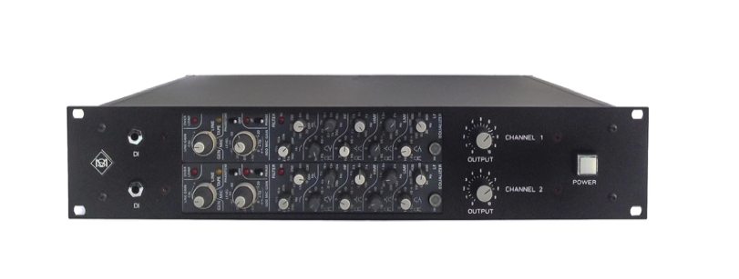 Studer 900 series channelstrips with output control in a custom made rack